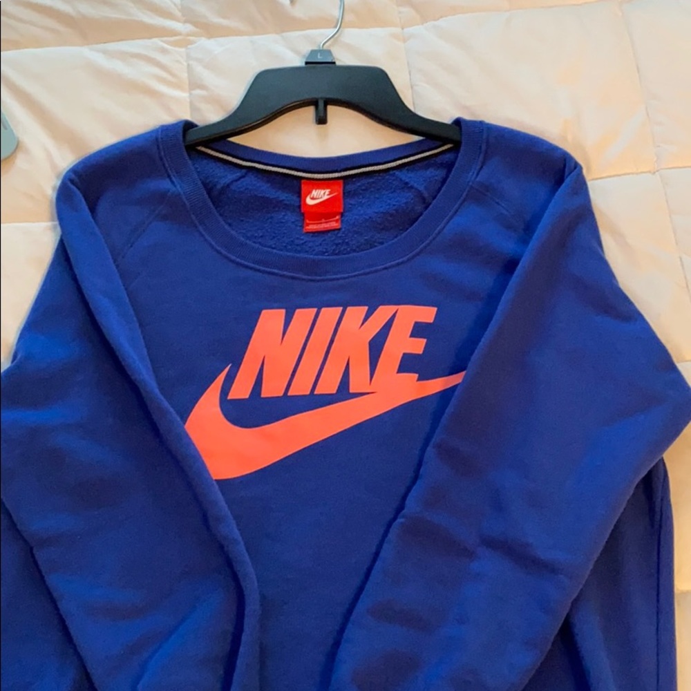 Nike crewneck sweatshirt